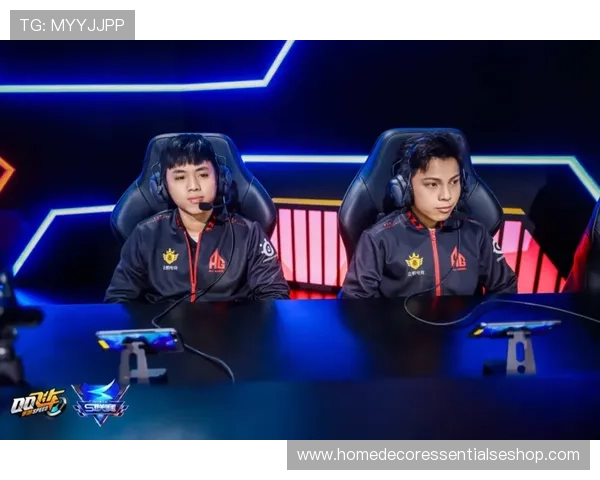 下载AG官网手机版客户端，享受高清画质和极速登录的极致体验